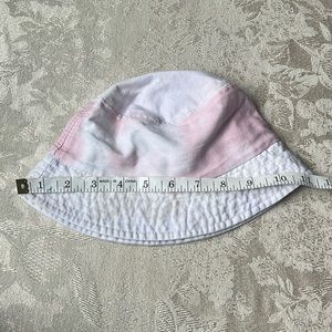 5/$15 Ardene Tie Dye Bucket Hat